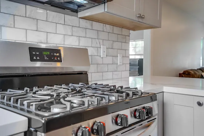 Bridges Recovery Sober Living Apartment Homes Los Angeles - Photo 4