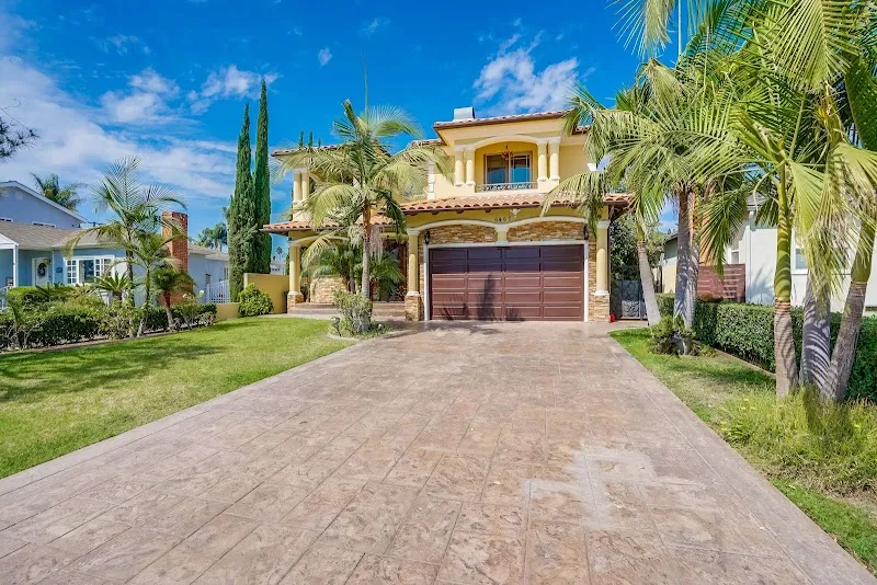 Design For Recovery - Sober Living in Los Angeles for Men - Photo 1