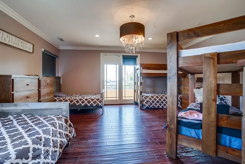 Design For Recovery - Sober Living in Los Angeles for Men - Photo 4