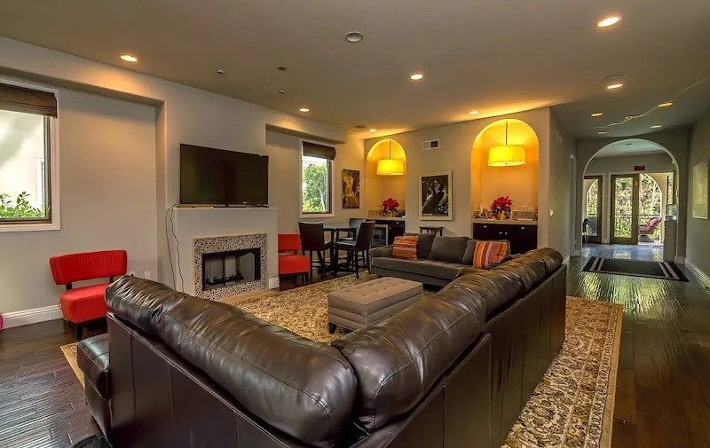 Epiphany Sober Women - Photo 3